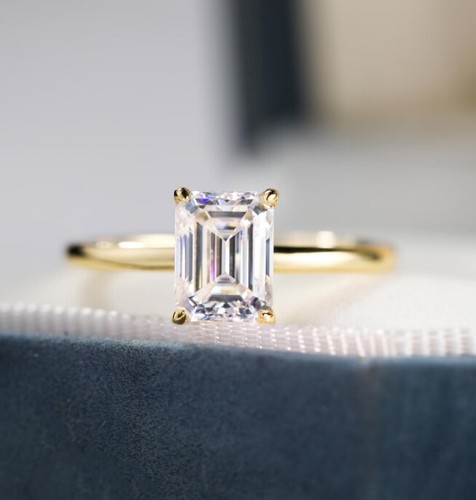 Anello fidanzamento - di,