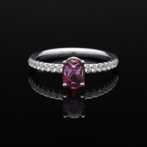 Anello oro rubino diamanti